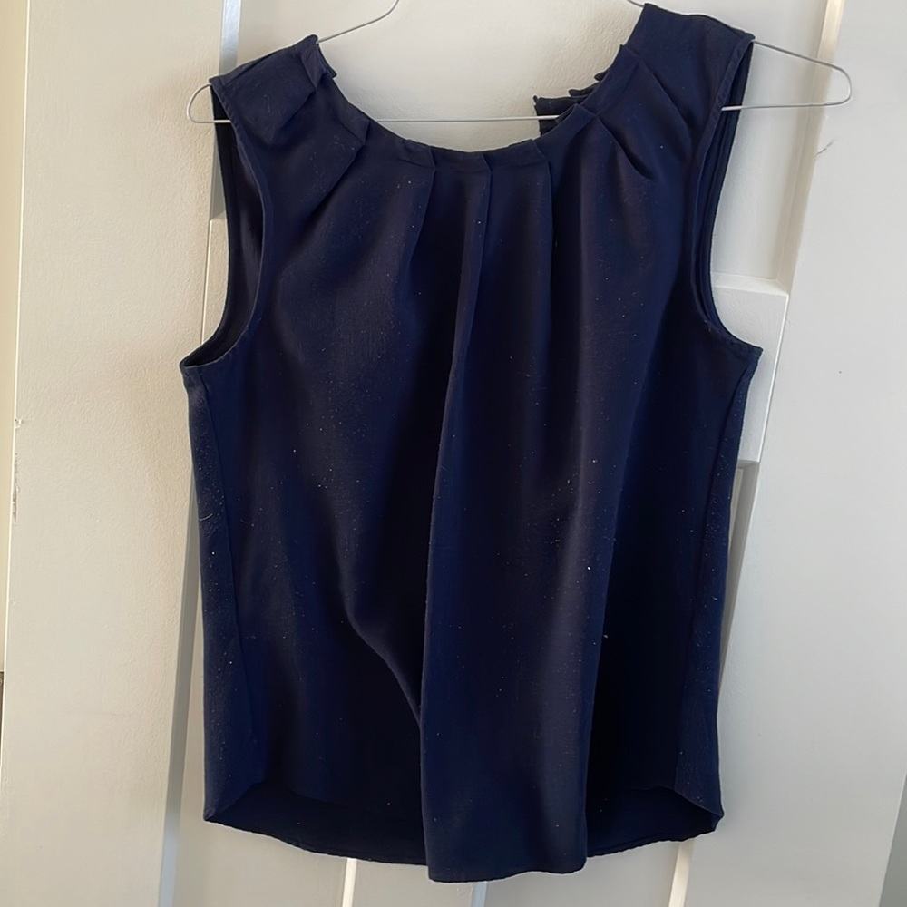 NY&Co tank